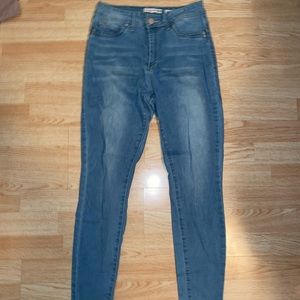 Light wash jeans